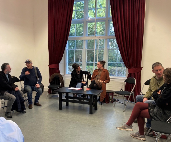 New to the neighbourhood Artist Meet Up