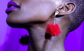 <p>Detail from www.shockofgrey.com</p>