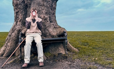 Yellowing Image 2314 x 1206 px